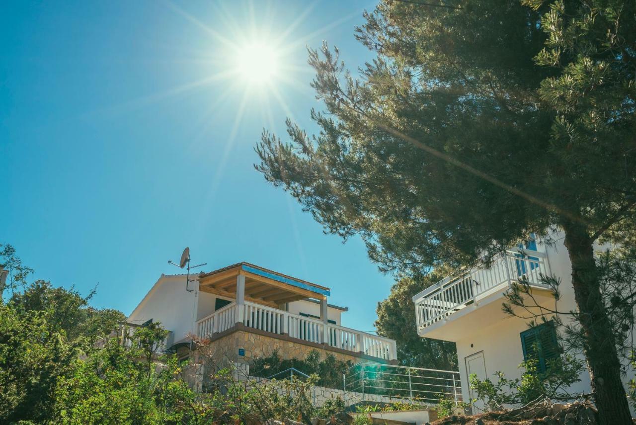 Villa Relax Veliki Drvenik Eksteriør billede