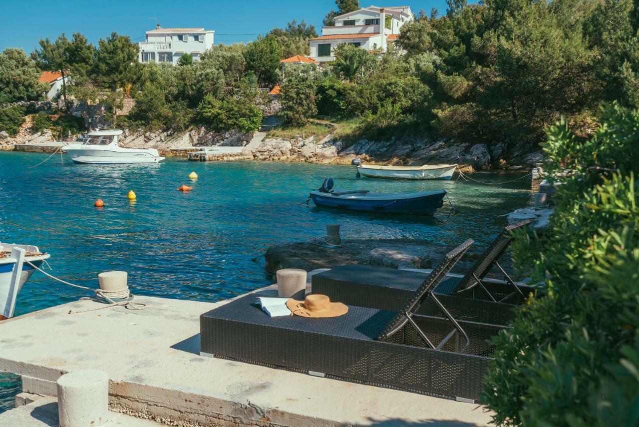 Villa Relax Veliki Drvenik Eksteriør billede
