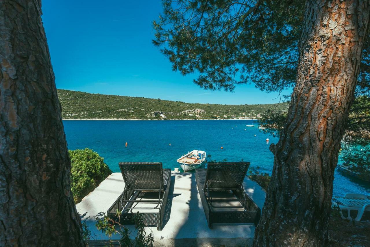 Villa Relax Veliki Drvenik Eksteriør billede