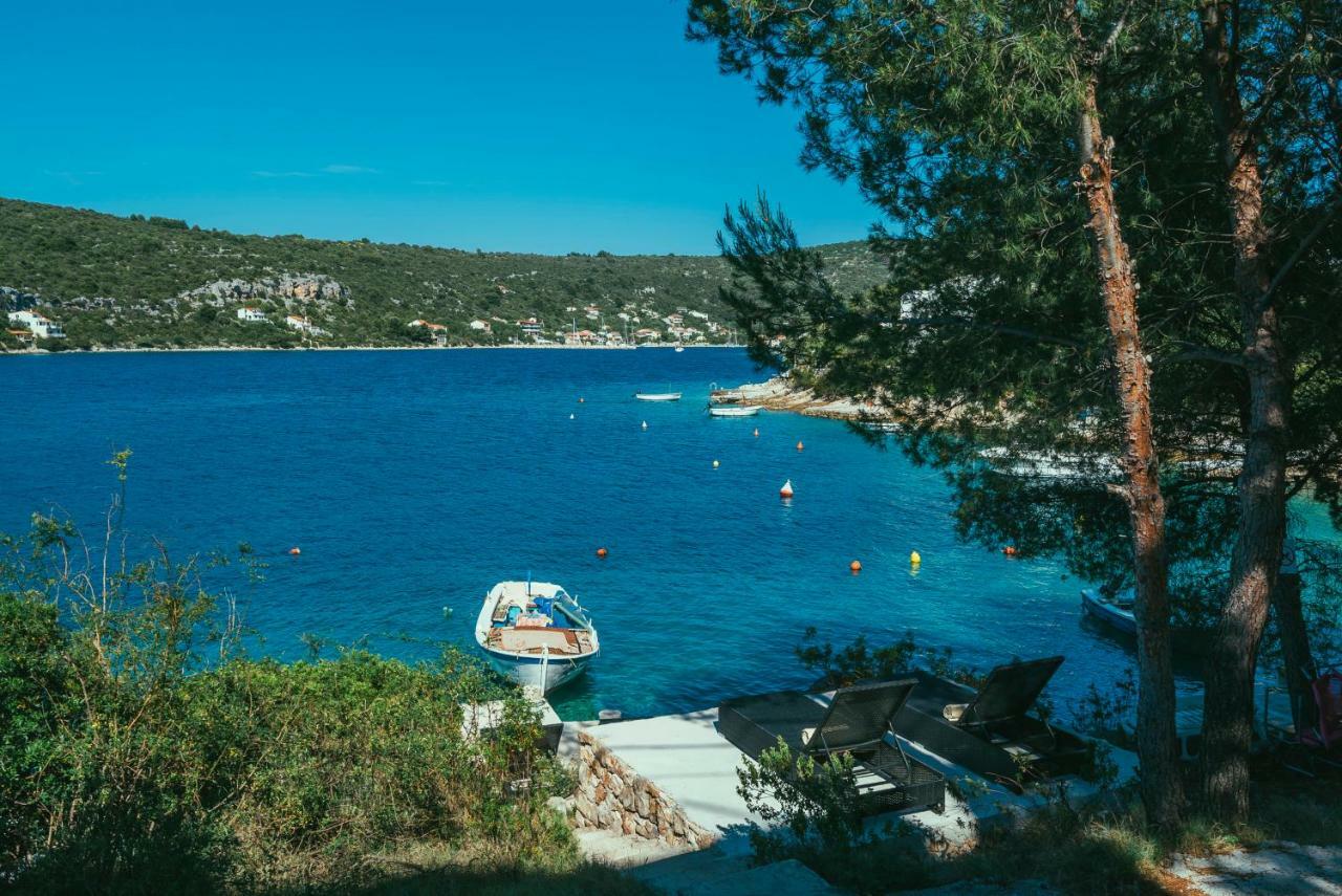 Villa Relax Veliki Drvenik Eksteriør billede